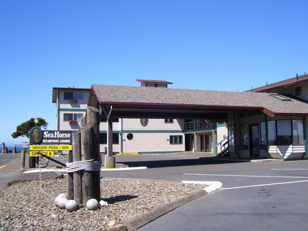 Sea Horse Ocean Front Lodging Lincoln City Exterior photo