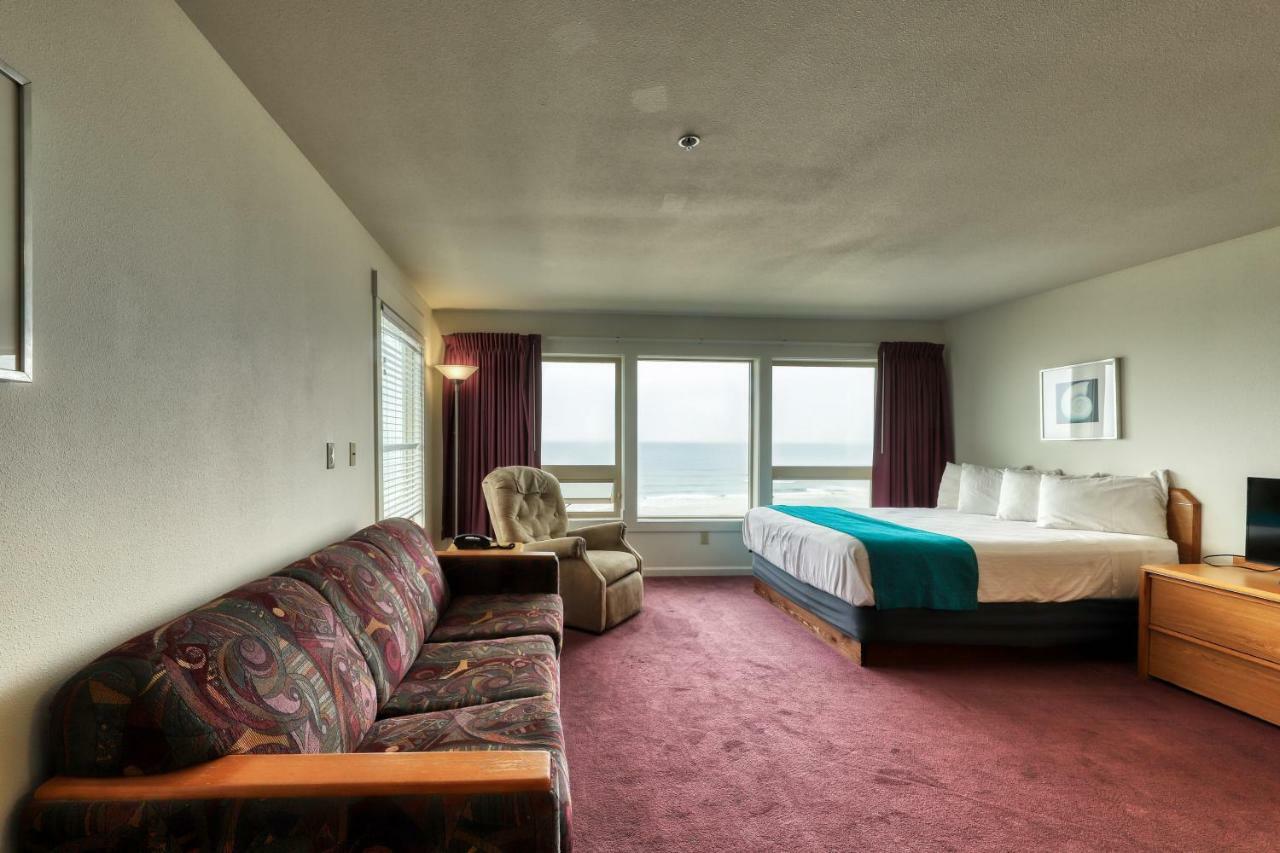 Sea Horse Ocean Front Lodging Lincoln City Room photo